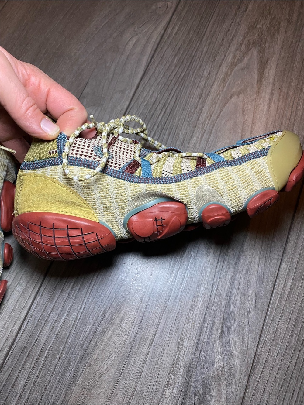 EUC LIKE NEW NIKE IPSA Link Barley Desert Colorway Sporty Athletic Unique - Picture 9 of 14